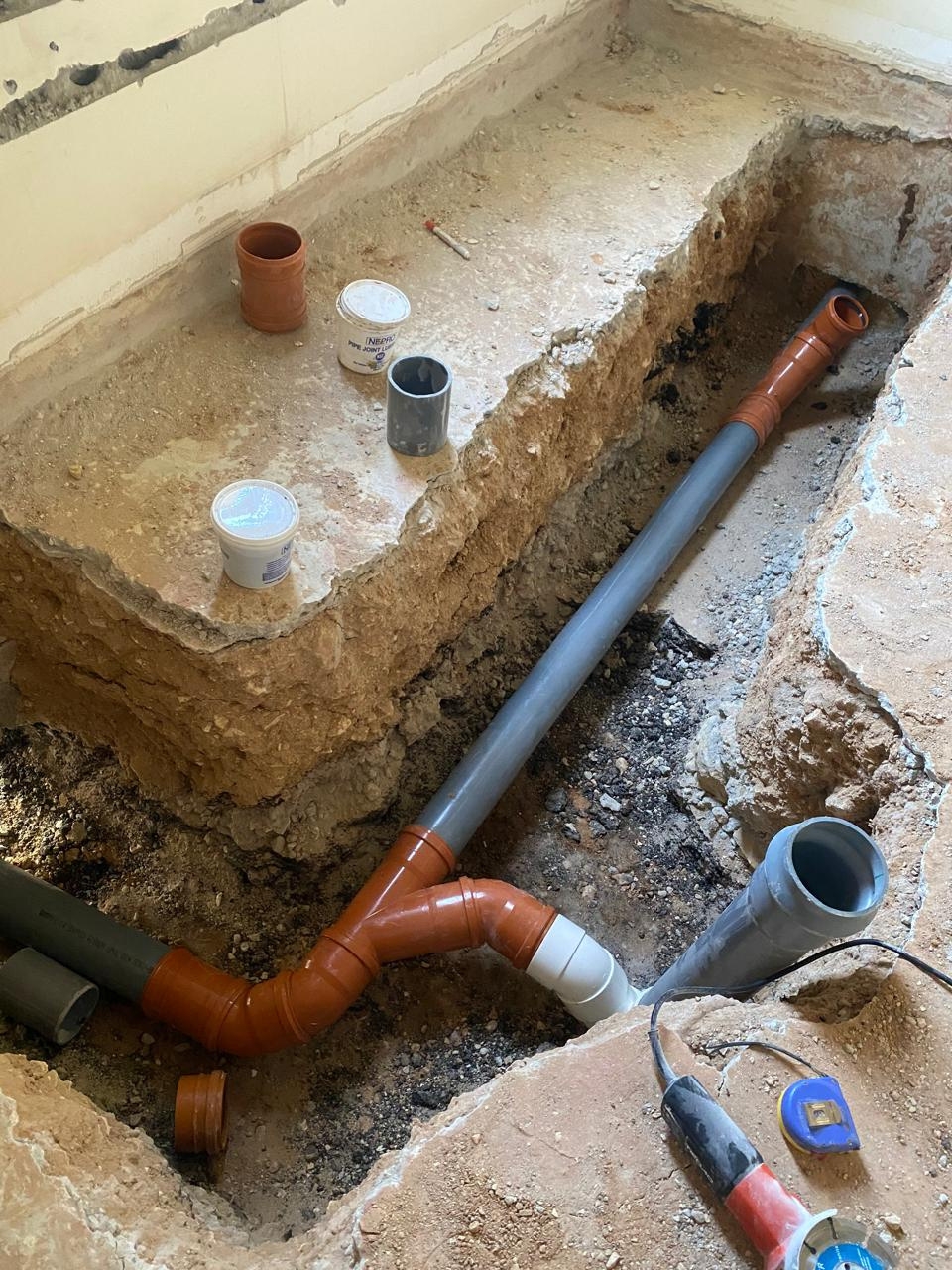 الأعمال الكهربائية والميكانيكية