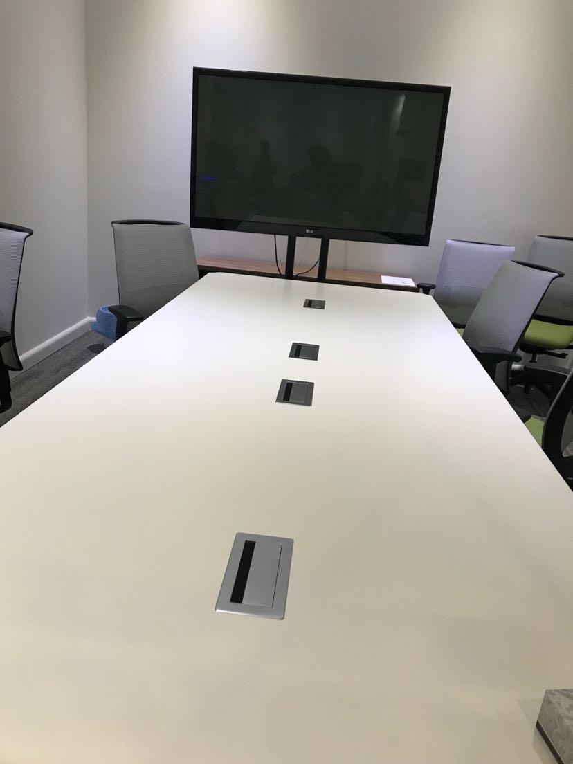 التجهيزات المكتبية