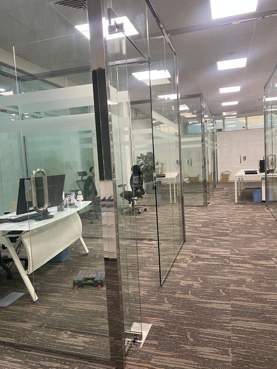 أعمال الزجاج